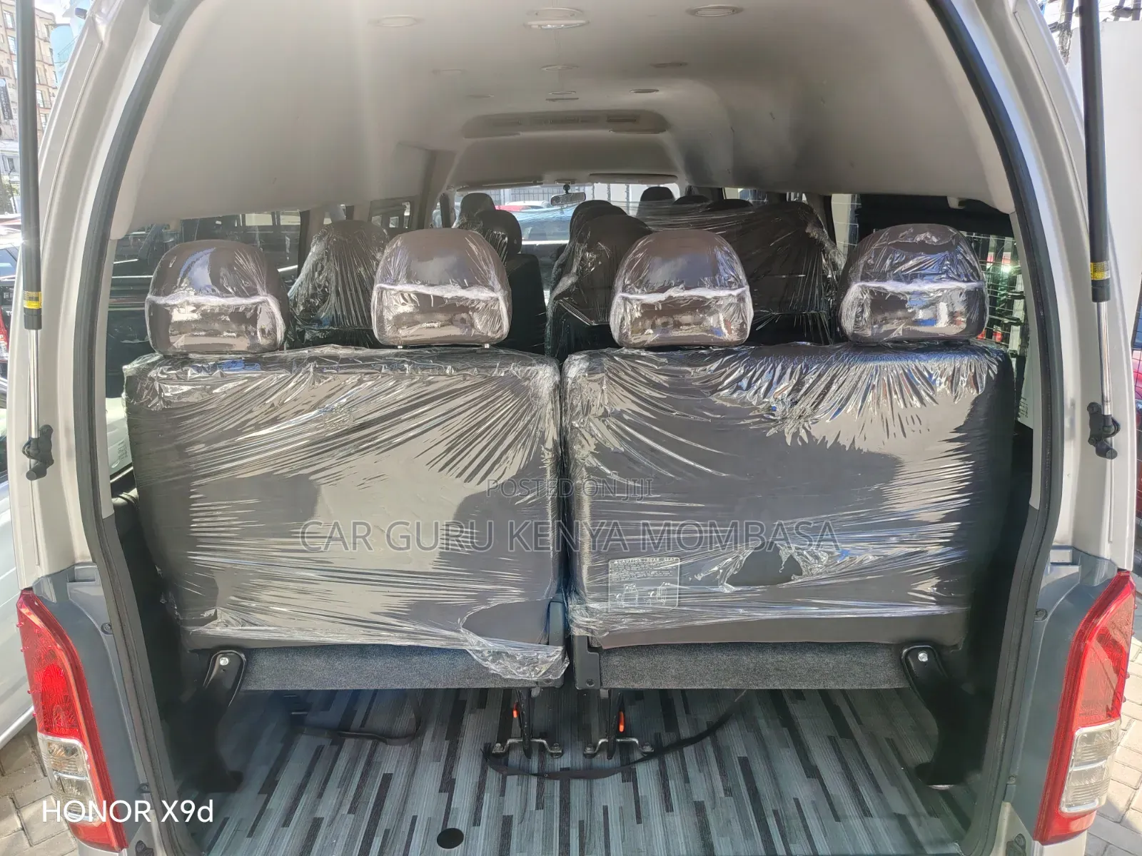 Toyota HiAce 2019 Silver