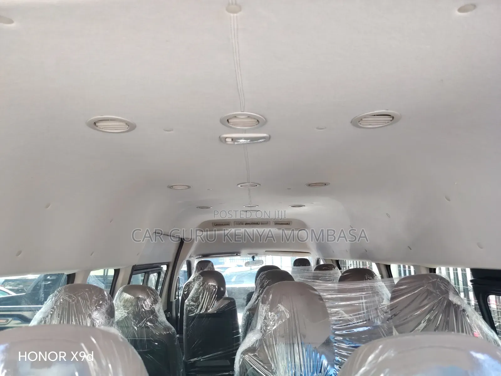 Toyota HiAce 2019 Silver