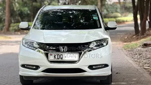Honda Vezel 2017 White