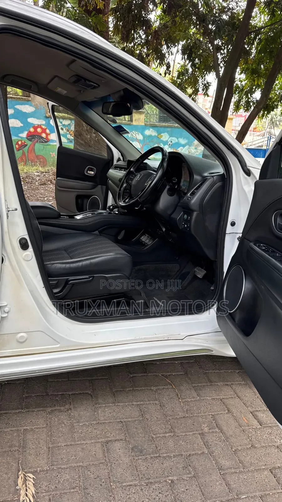 Honda Vezel 2017 White