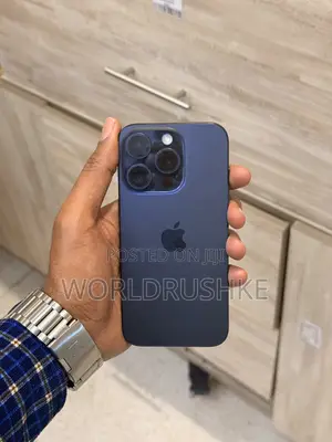 Apple iPhone 15 Pro 128 GB Blue