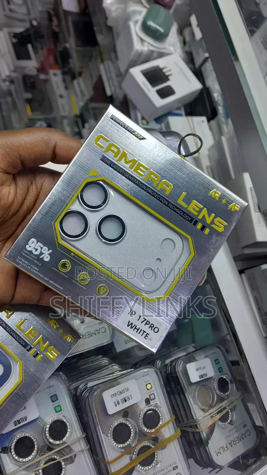 Bubble-Free Fit Camera Lens for iPhone 17 Pro