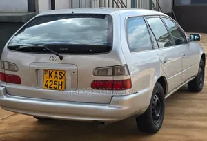 Toyota Corolla 2000 Silver