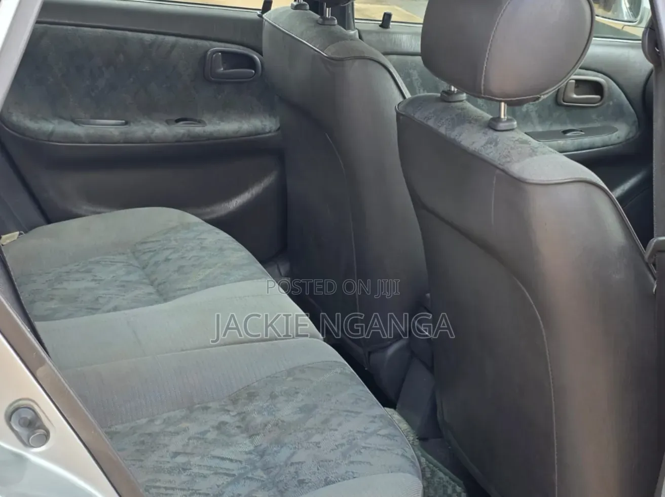 Toyota Corolla 2000 Silver