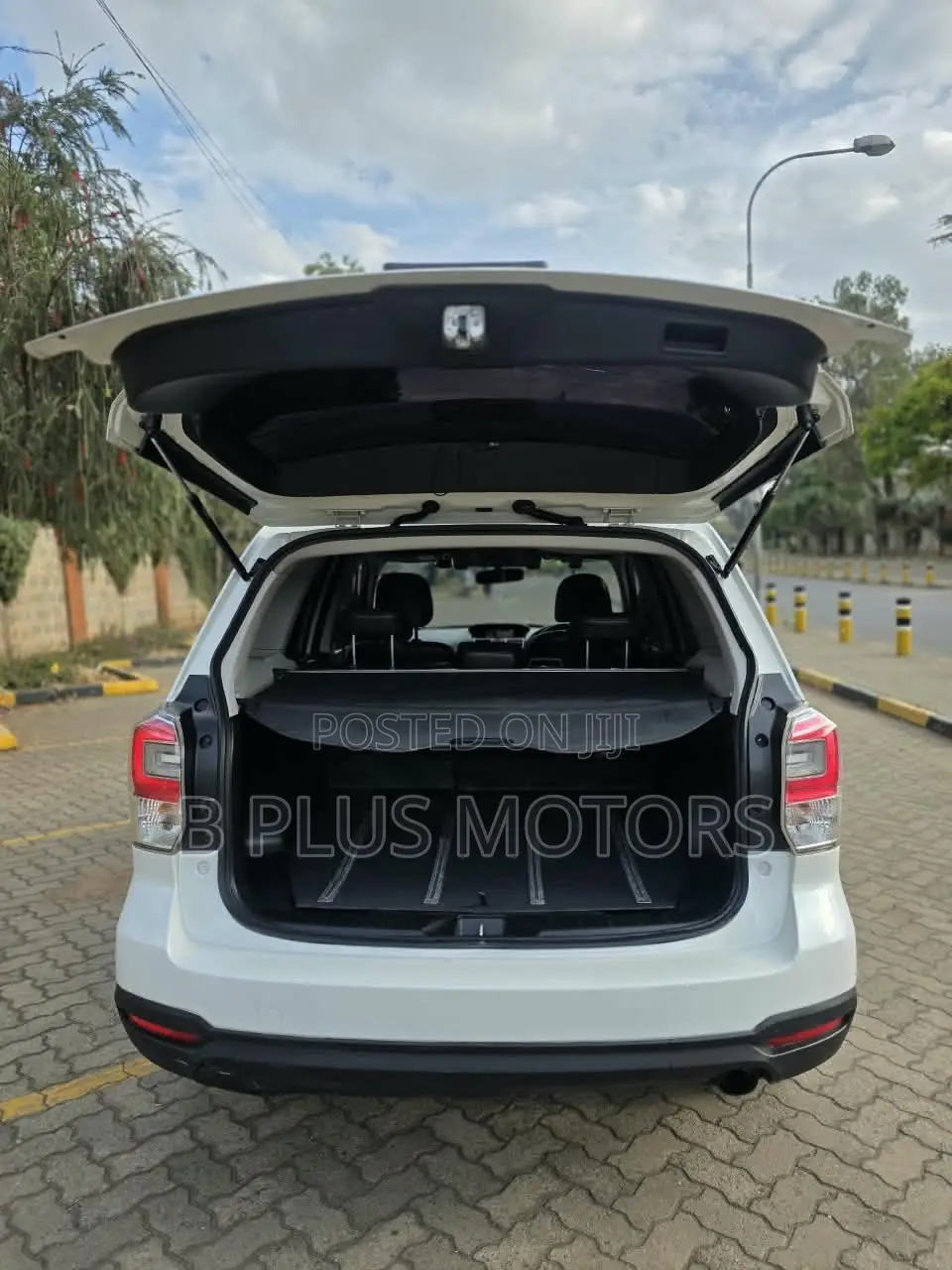 Subaru Forester 2016 White