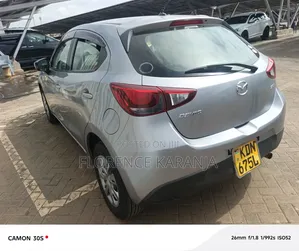 Mazda Demio 2016 Silver