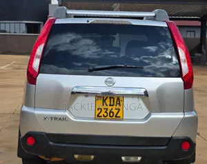 Nissan X-Trail 2013 Silver