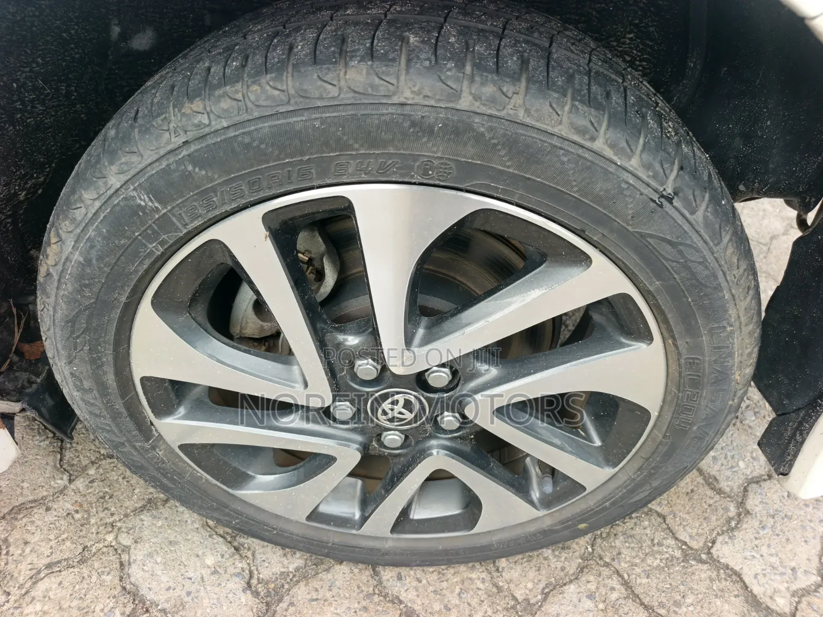 Toyota Sienta 2020 White