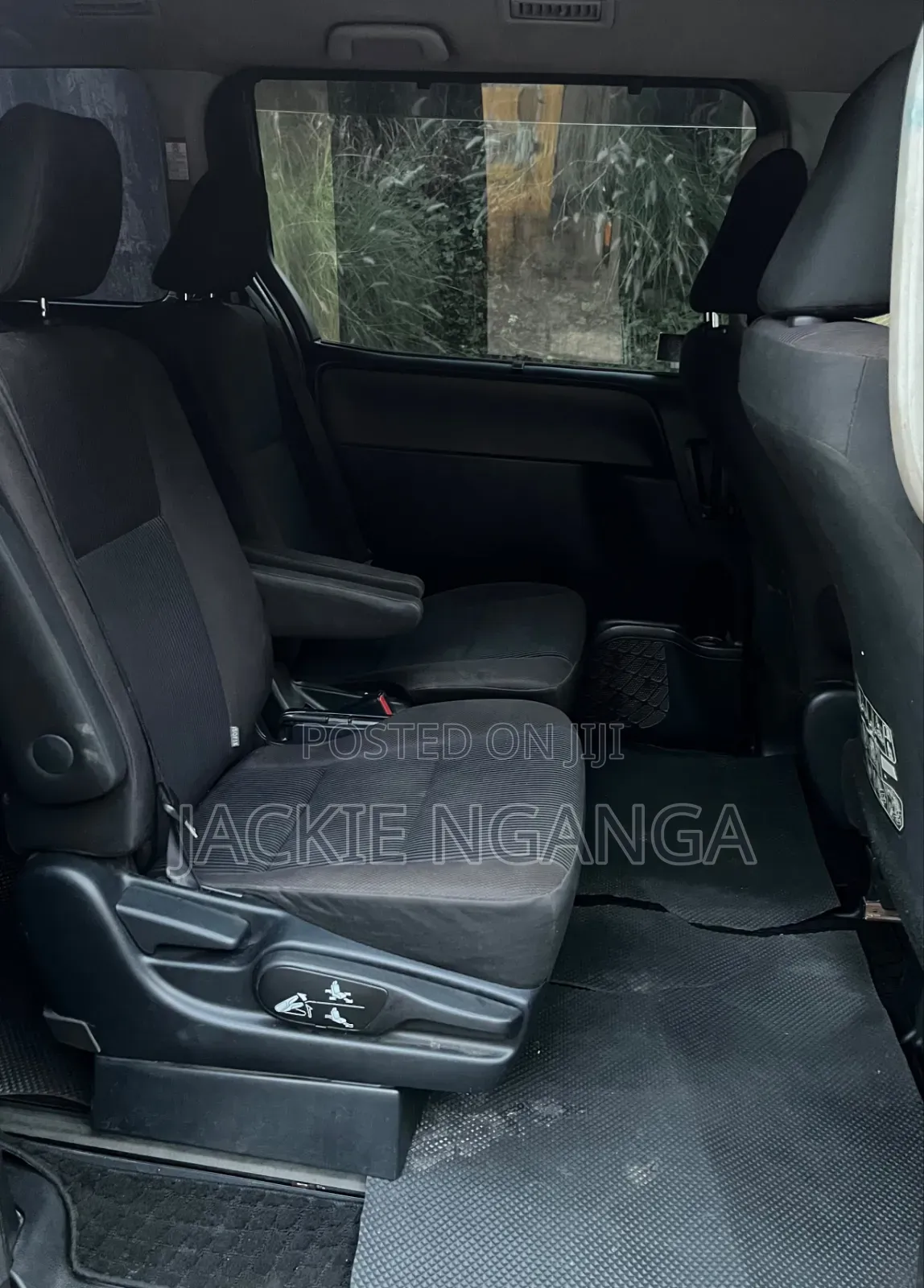 Toyota Voxy 2015 Blue
