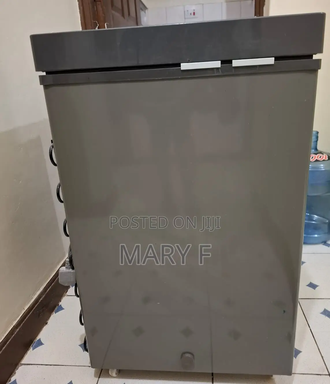 Von Chest Deep Freezer 150l