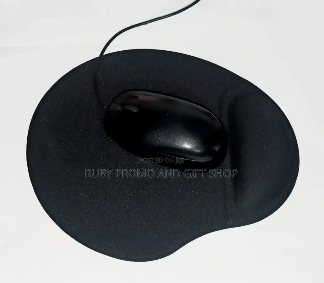 Silicone Mouse Pad With Wrist Rest Support