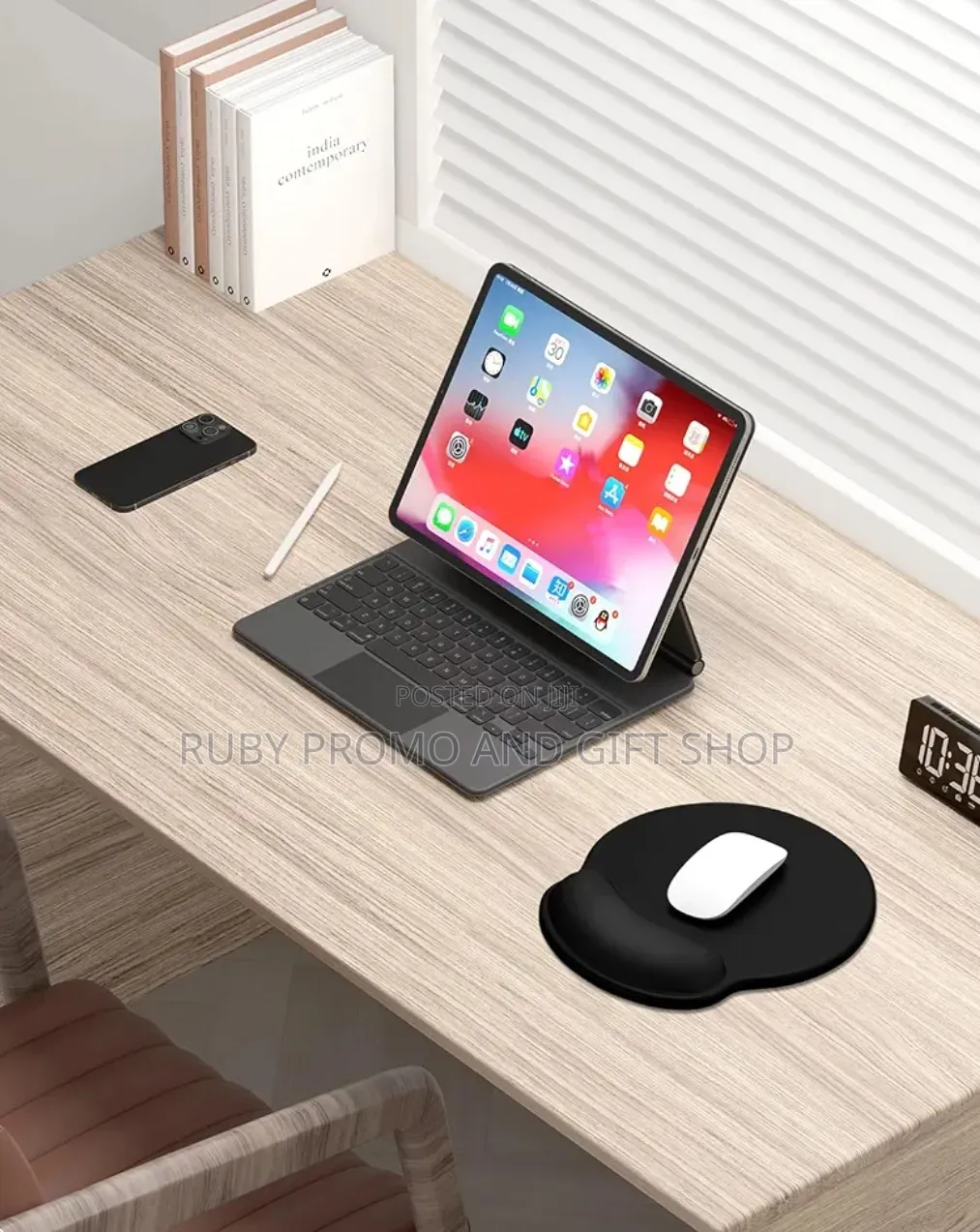 Silicone Mouse Pad With Wrist Rest Support