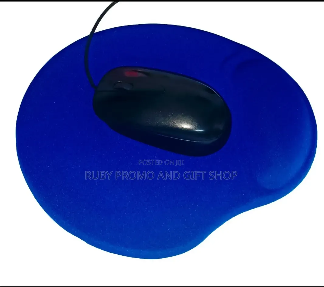 Silicone Mouse Pad With Wrist Rest Support