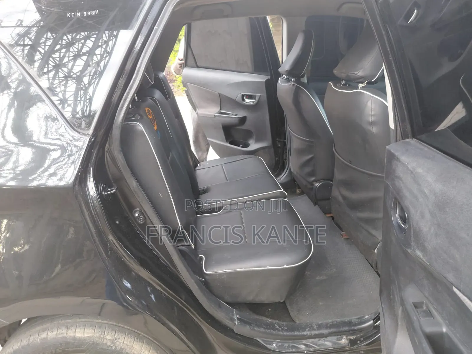 Toyota Ractis 2011 Black