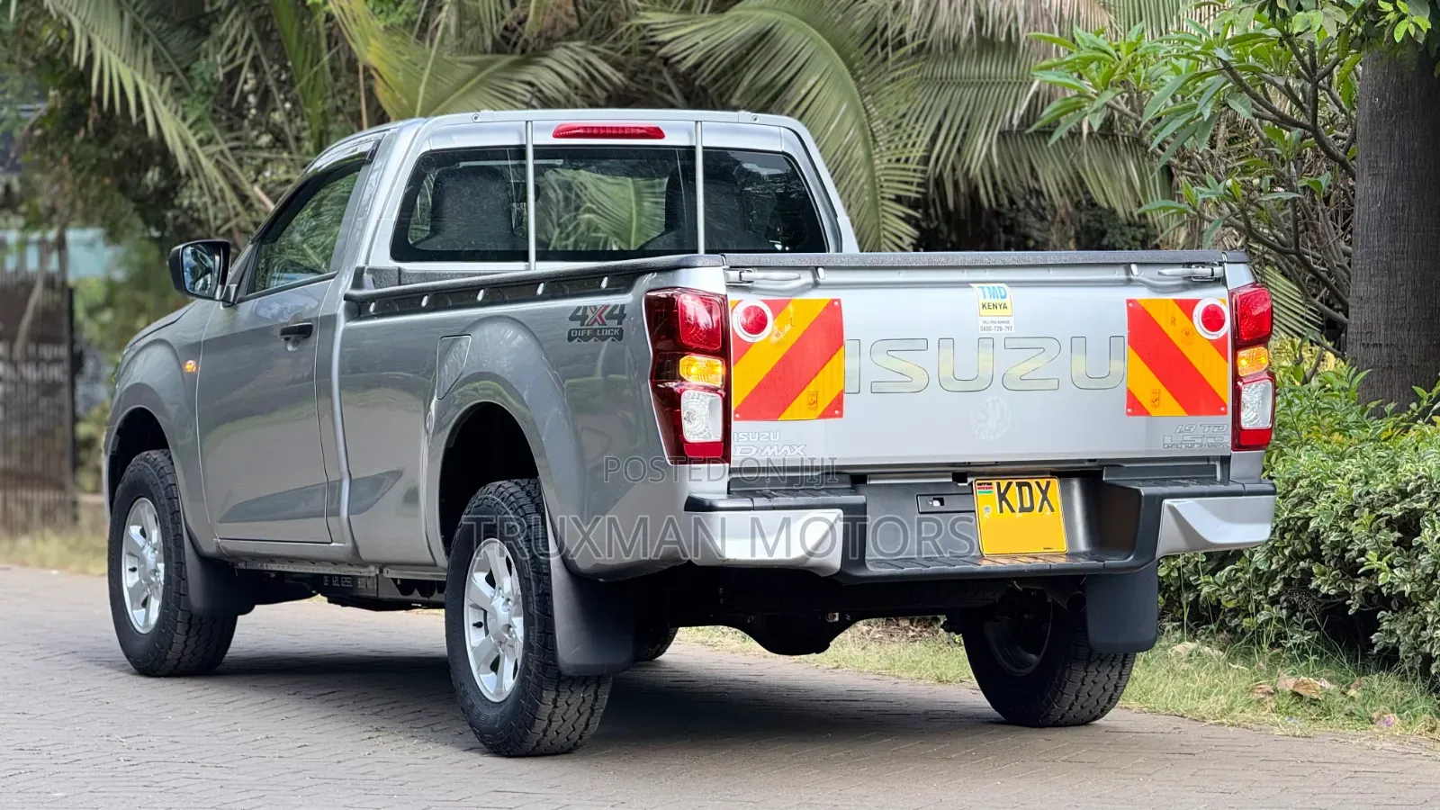 Isuzu D-MAX 2025 White