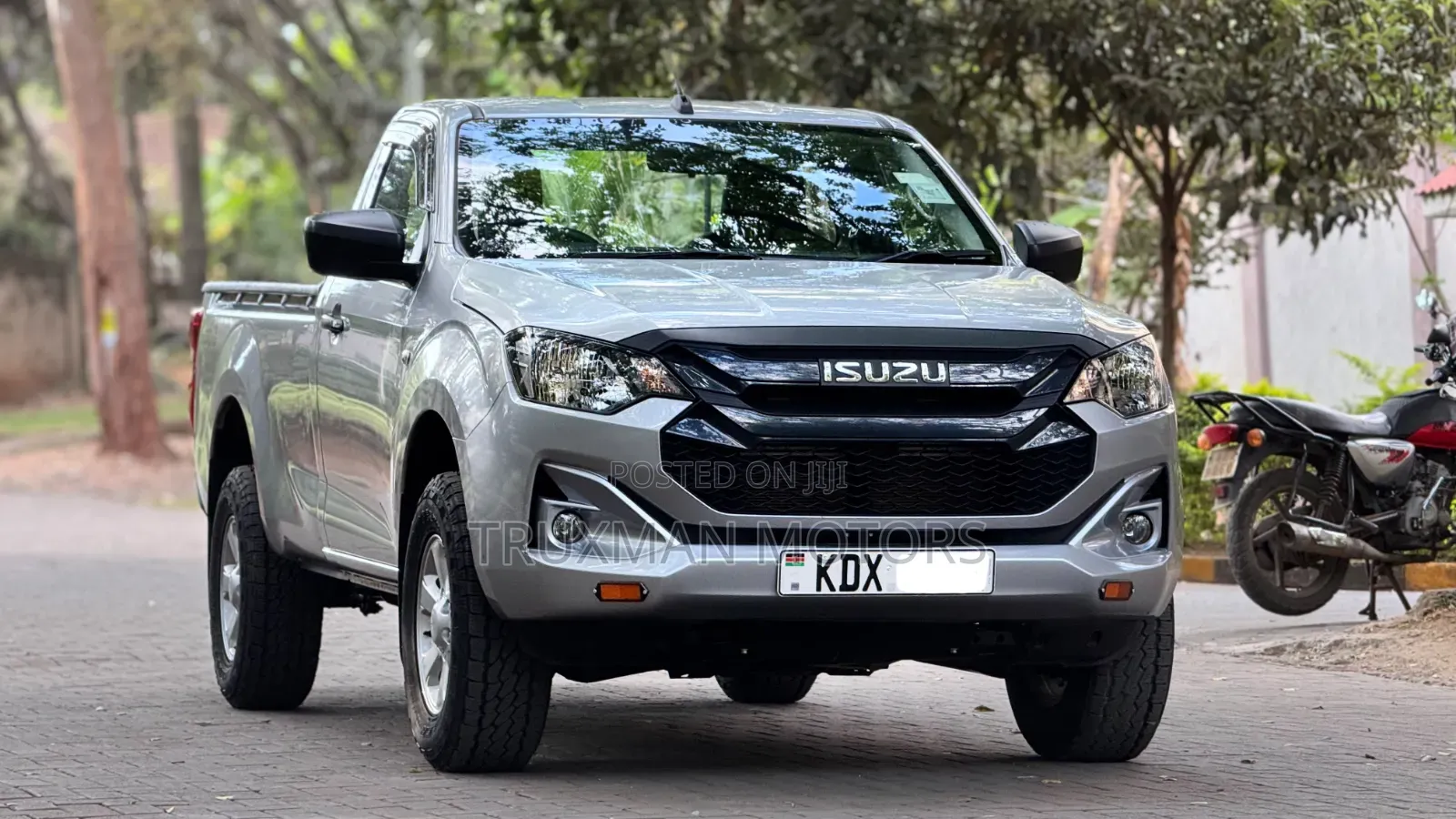 Isuzu D-MAX 2025 White