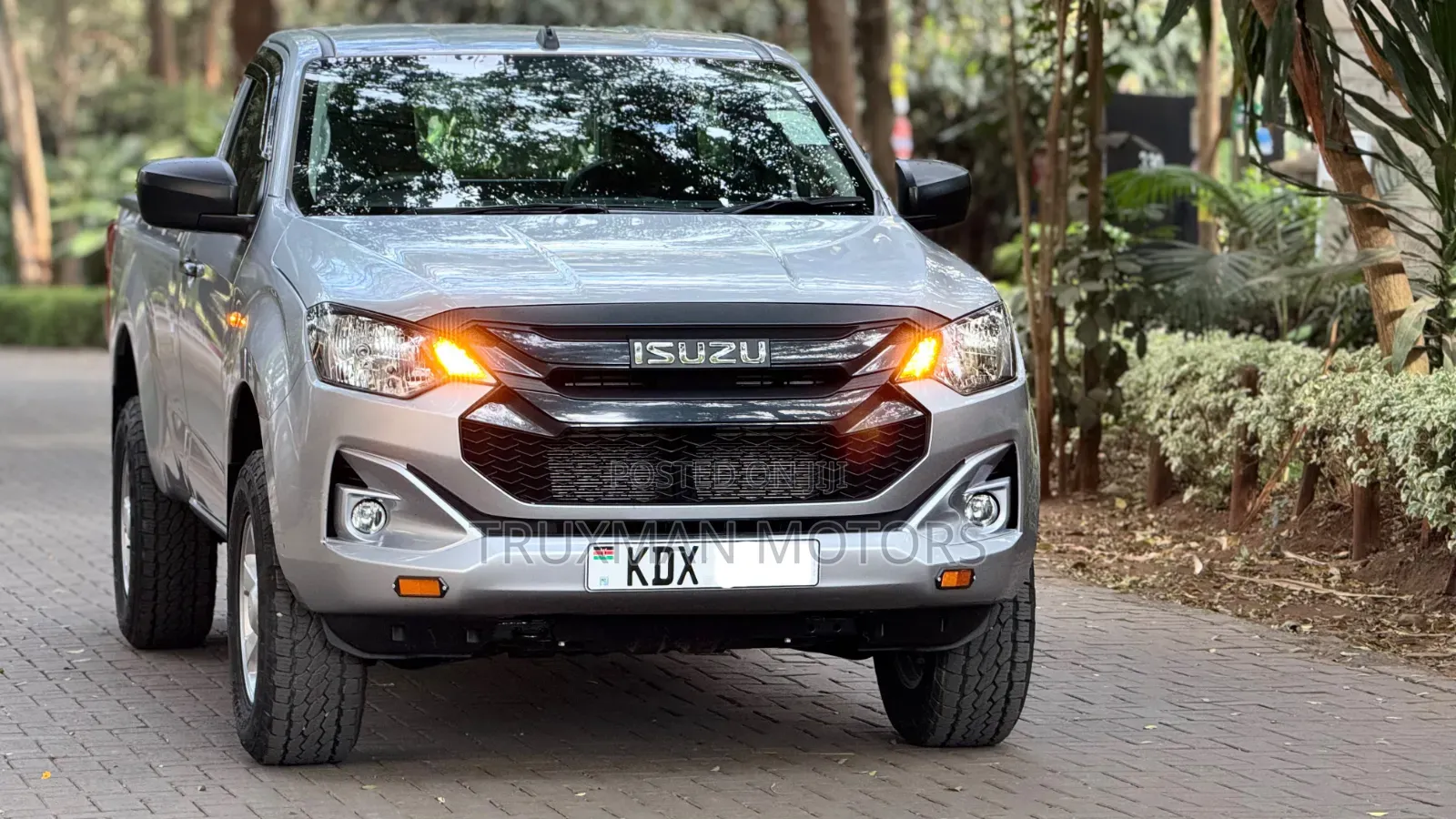Isuzu D-MAX 2025 White