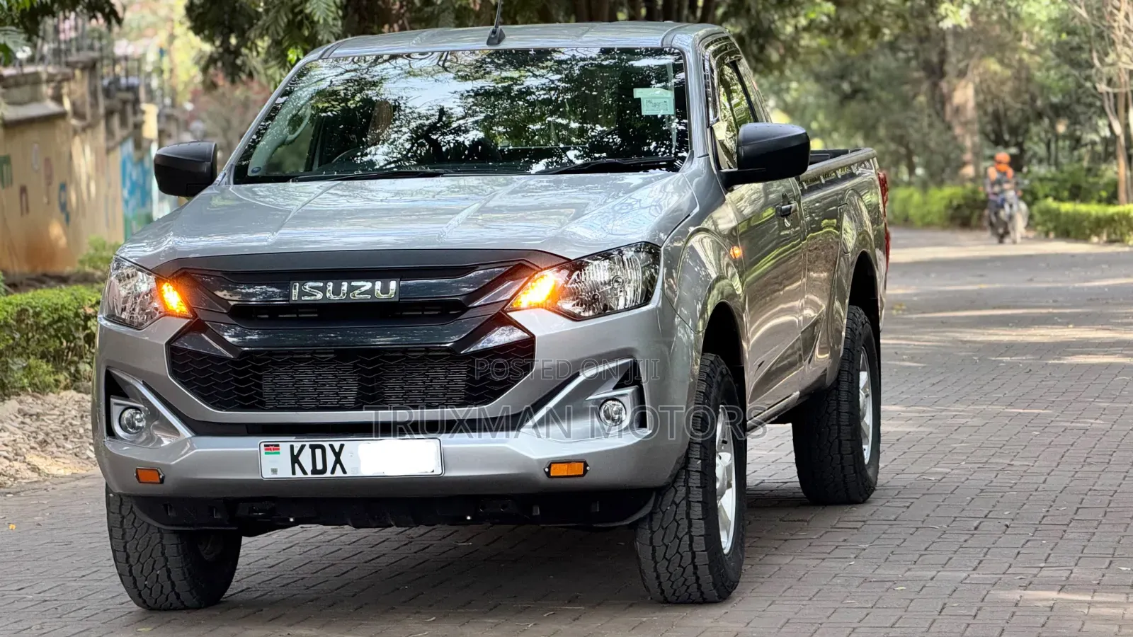 Isuzu D-MAX 2025 White