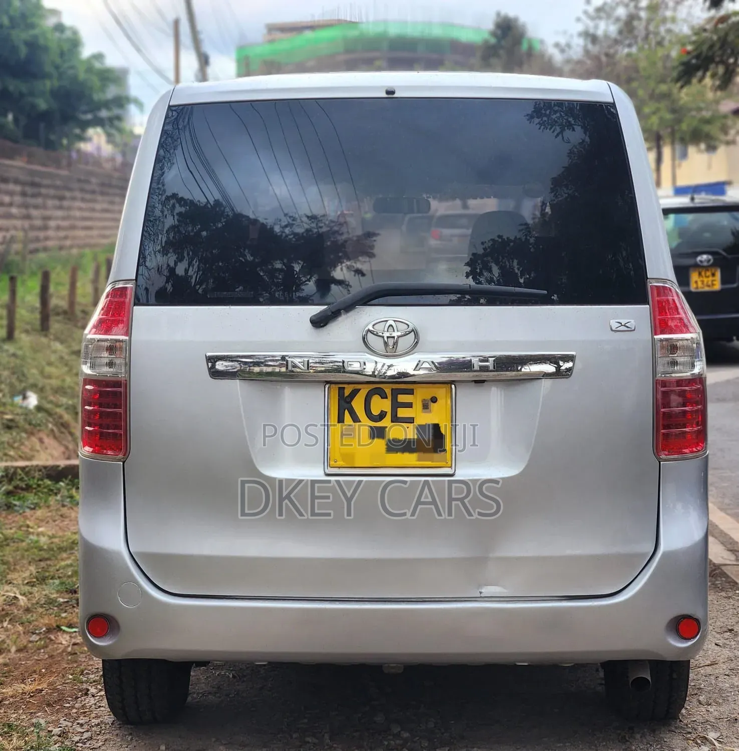 Toyota Noah 2008 Silver