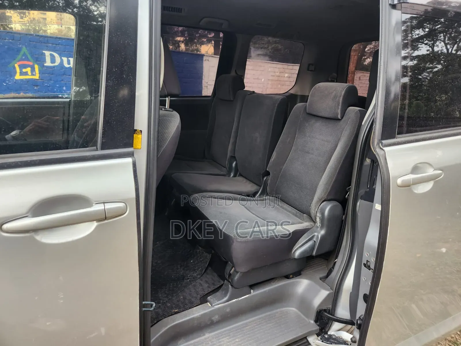 Toyota Noah 2008 Silver