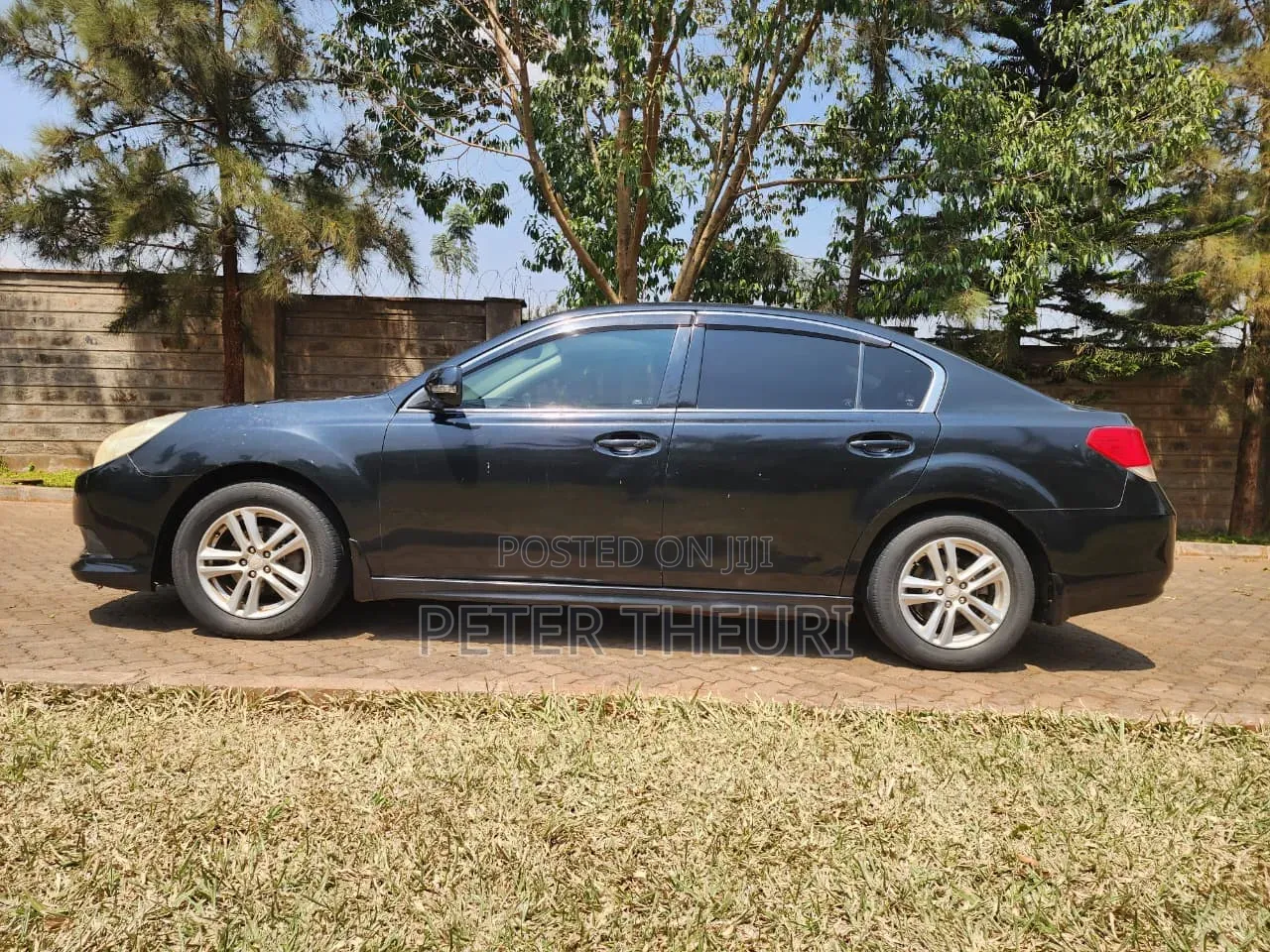 Subaru Legacy 2011 Blue