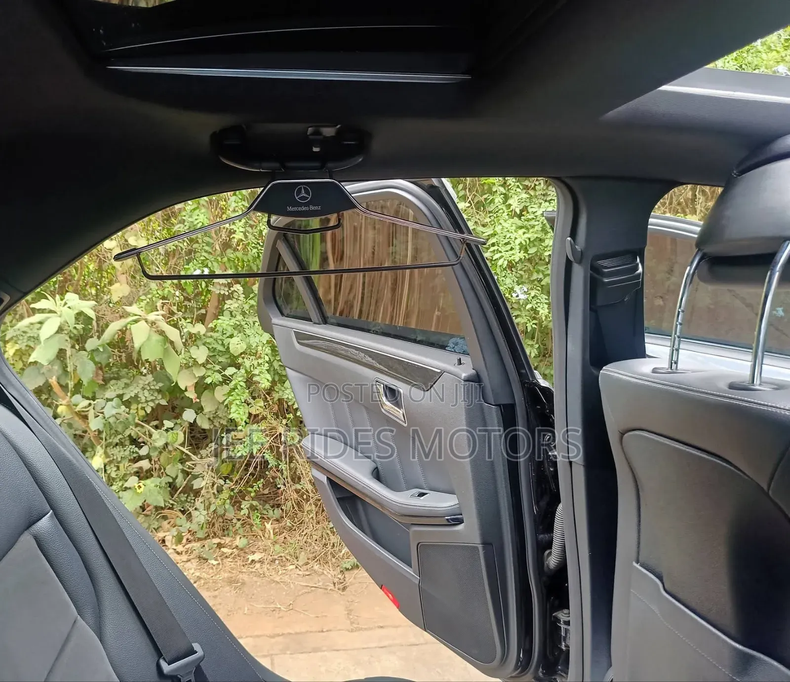 Mercedes-Benz E250 2011 Black