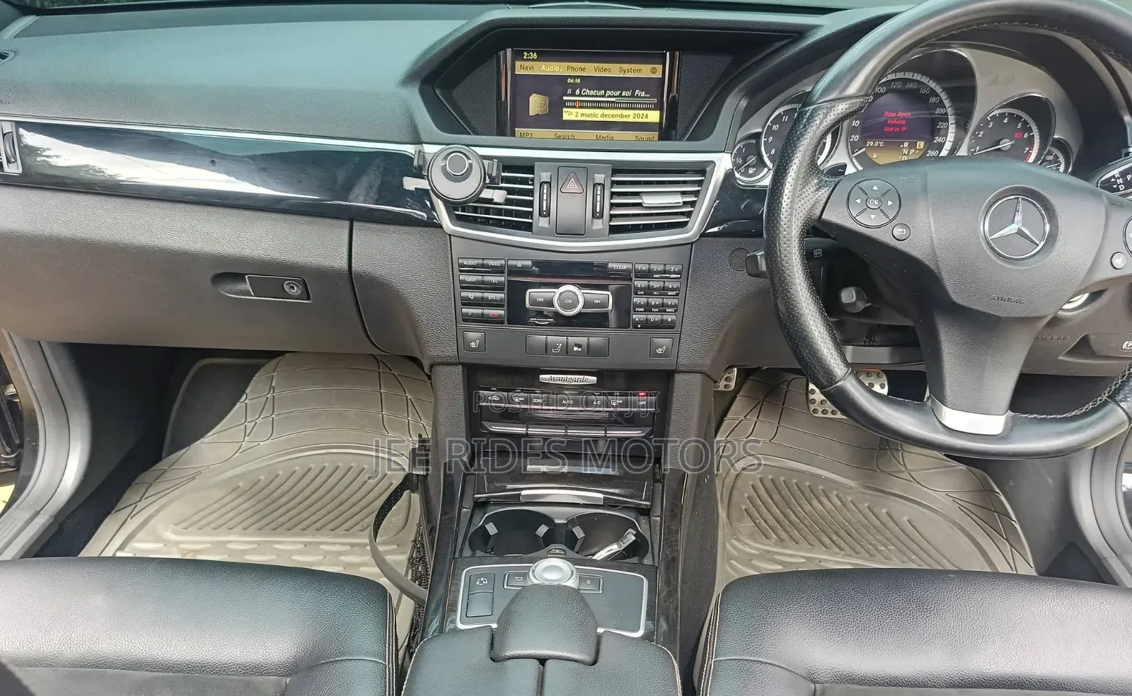 Mercedes-Benz E250 2011 Black