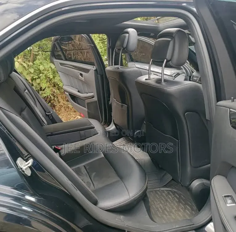 Mercedes-Benz E250 2011 Black