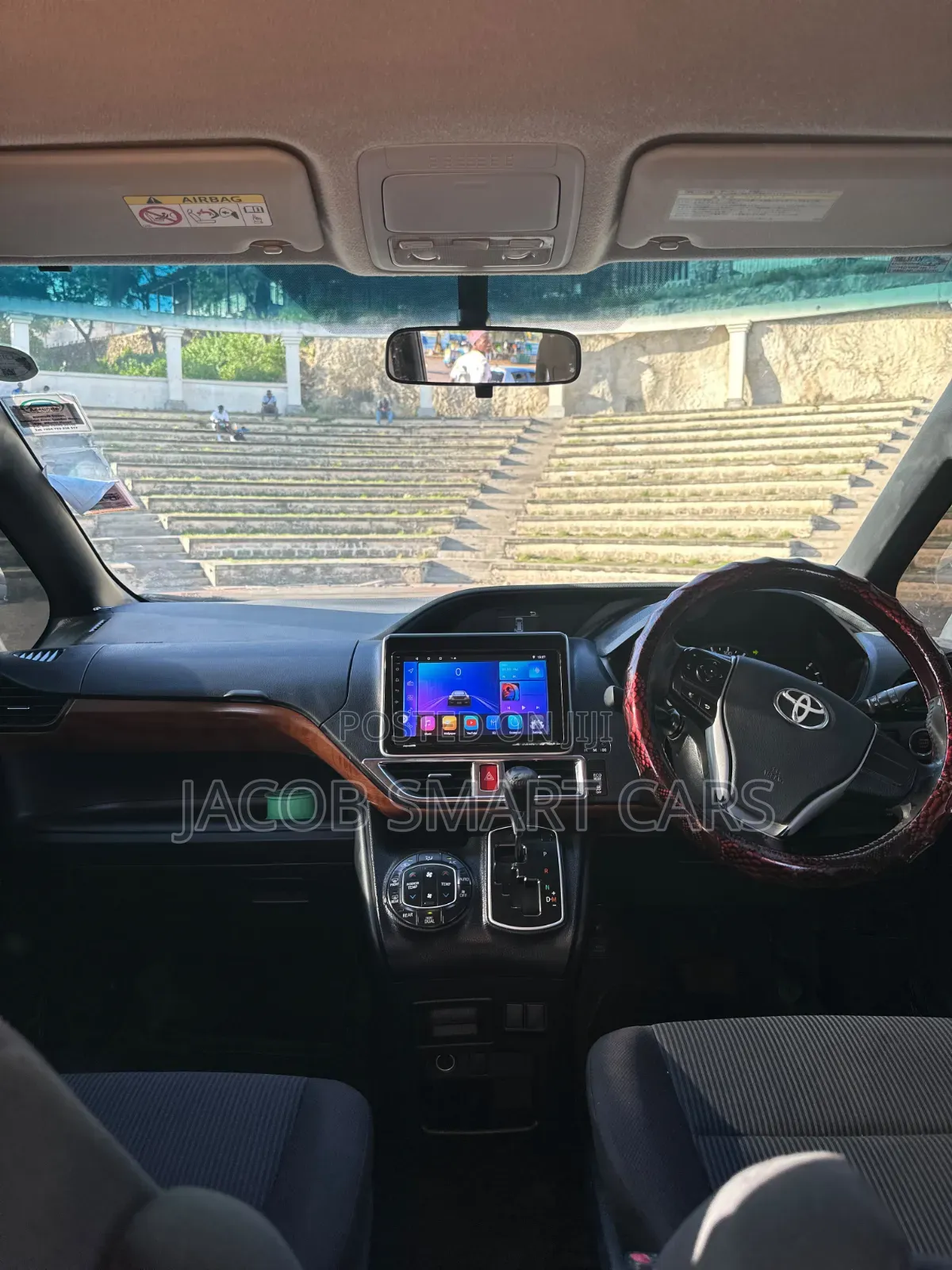 Toyota Noah 2014 Gray