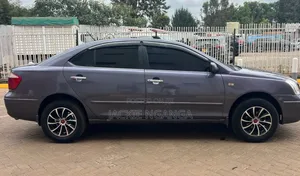 Toyota Premio 2004 Purple