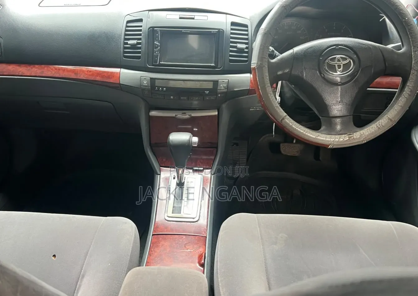 Toyota Premio 2004 Purple