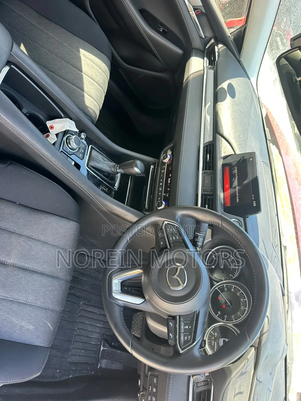 Suzuki Escudo 2020 Red