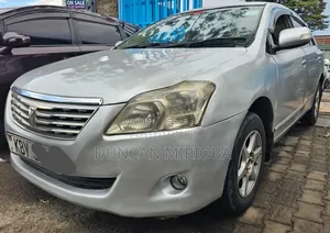 Toyota Premio 2010 Silver