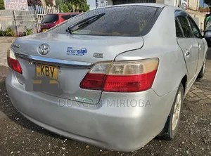 Toyota Premio 2010 Silver