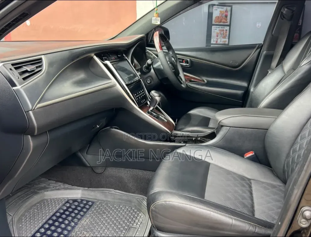 Toyota Harrier 2017 Black