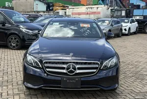 Mercedes-Benz E200 2019 Black