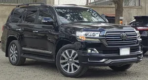 Toyota Land Cruiser 4.6 V8 ZX 2019 Black