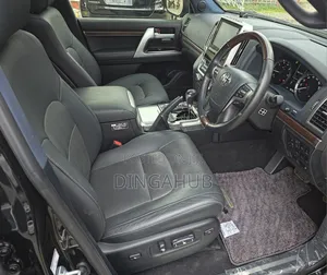 Toyota Land Cruiser 4.6 V8 ZX 2019 Black