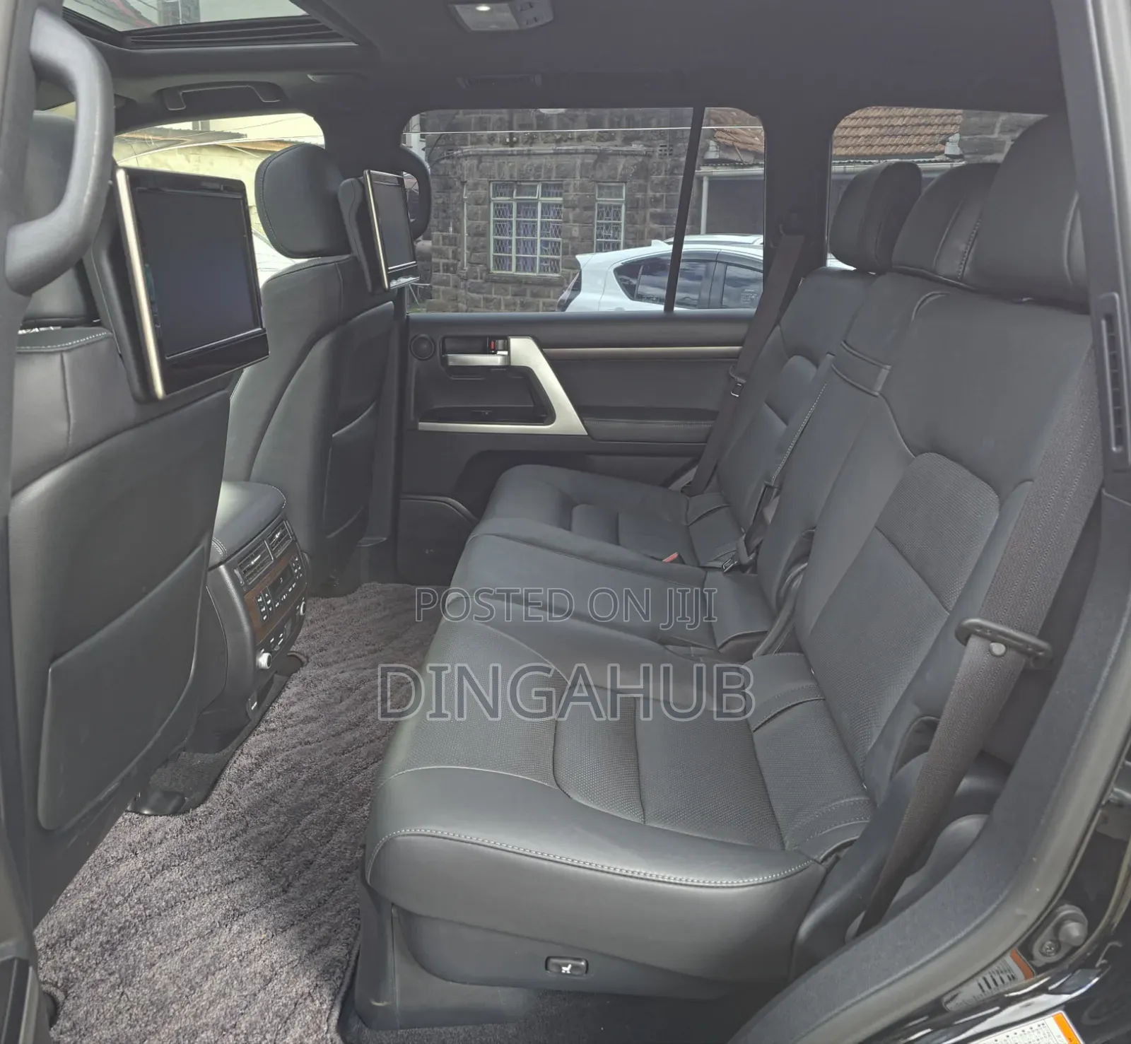Toyota Land Cruiser 4.6 V8 ZX 2019 Black