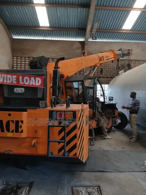 Mobile Crane, Hydra > Logistic Services Accessible