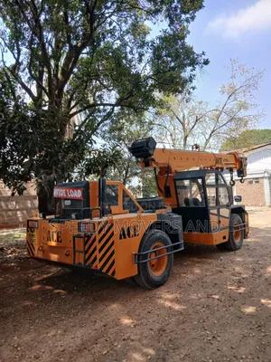 Mobile Crane, Hydra > Logistic Services Accessible