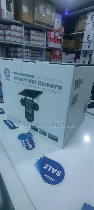 Solar 4G Triple Lens PTZ Camera With Remote Control Two-Way Audio