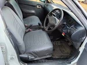 Toyota Corolla 2002 White
