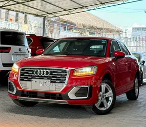 Audi Q2 2020 Orange