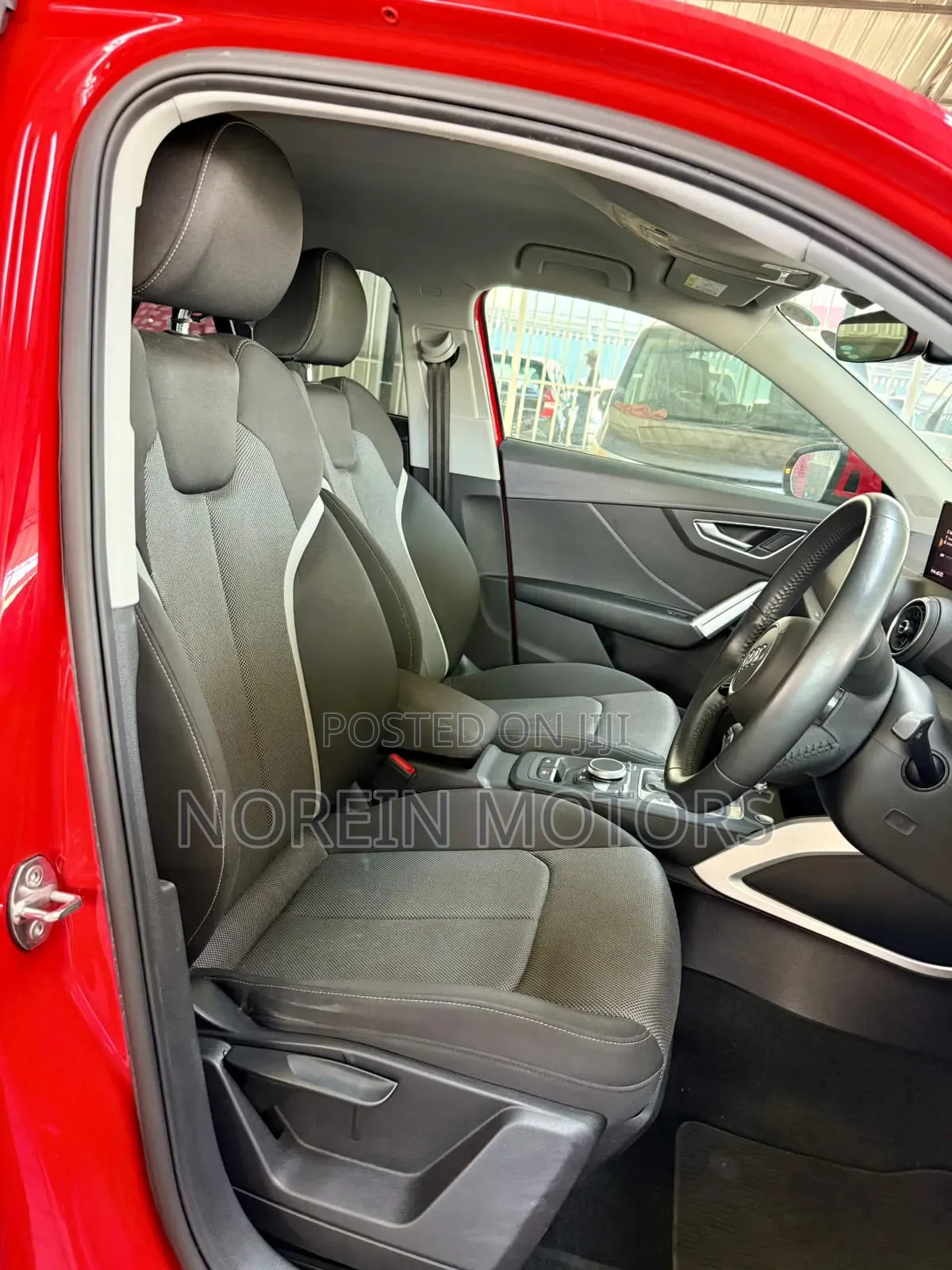 Audi Q2 2020 Orange