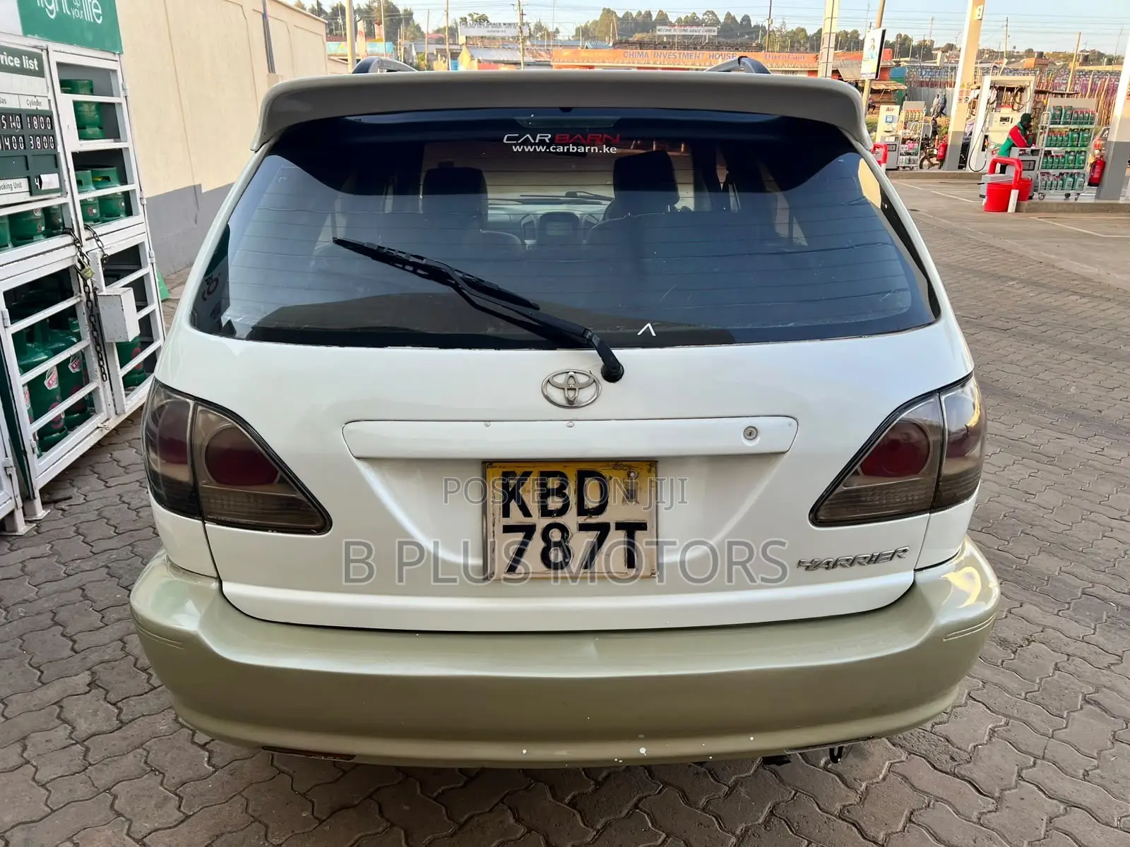 Toyota Harrier 2005 White