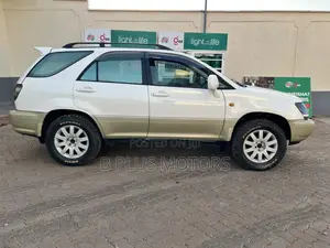 Toyota Harrier 2005 White