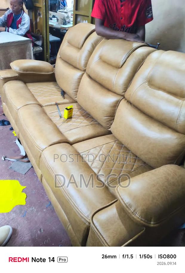 Sem-Recliner Sofa Set - thumbnail 5