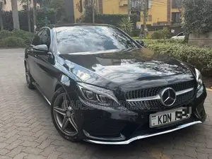 Mercedes-Benz C200 2015 Black
