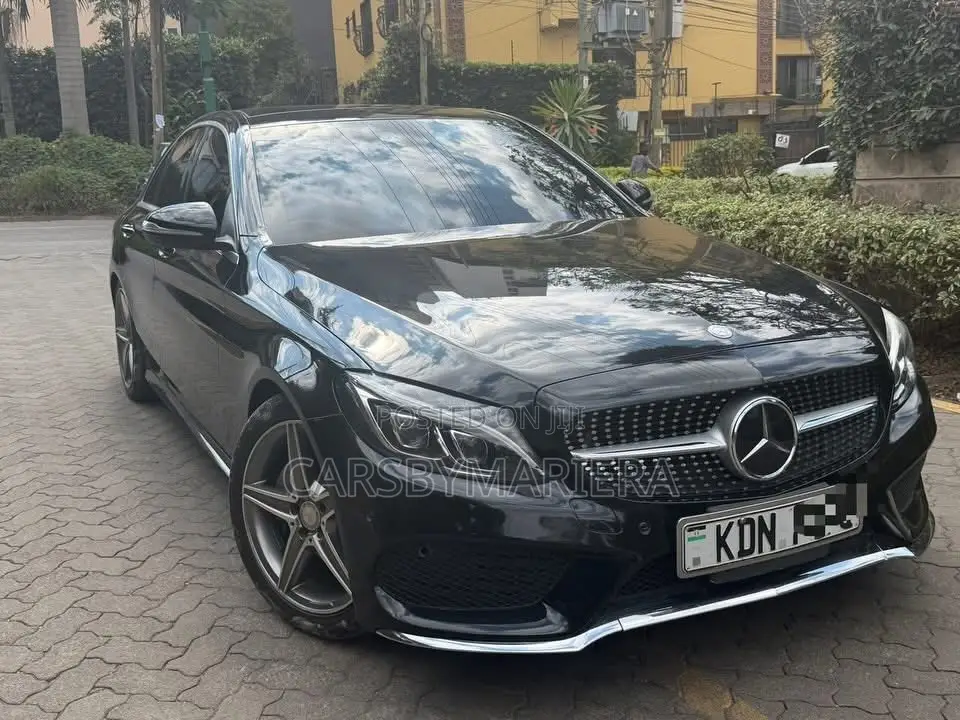 Mercedes-Benz C200 2015 Black
